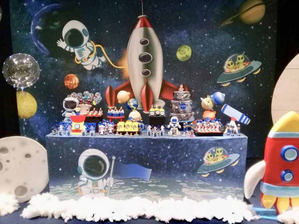 Decoração festa astronauta - Pinterest Buffet Mundo Kids