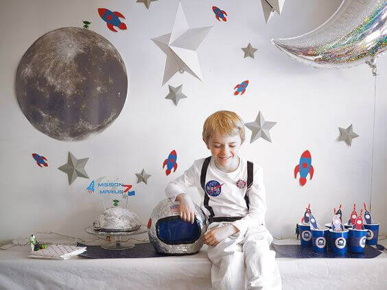 Festa tema astronauta em casa