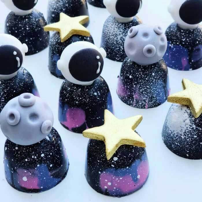 doces para festa astronauta